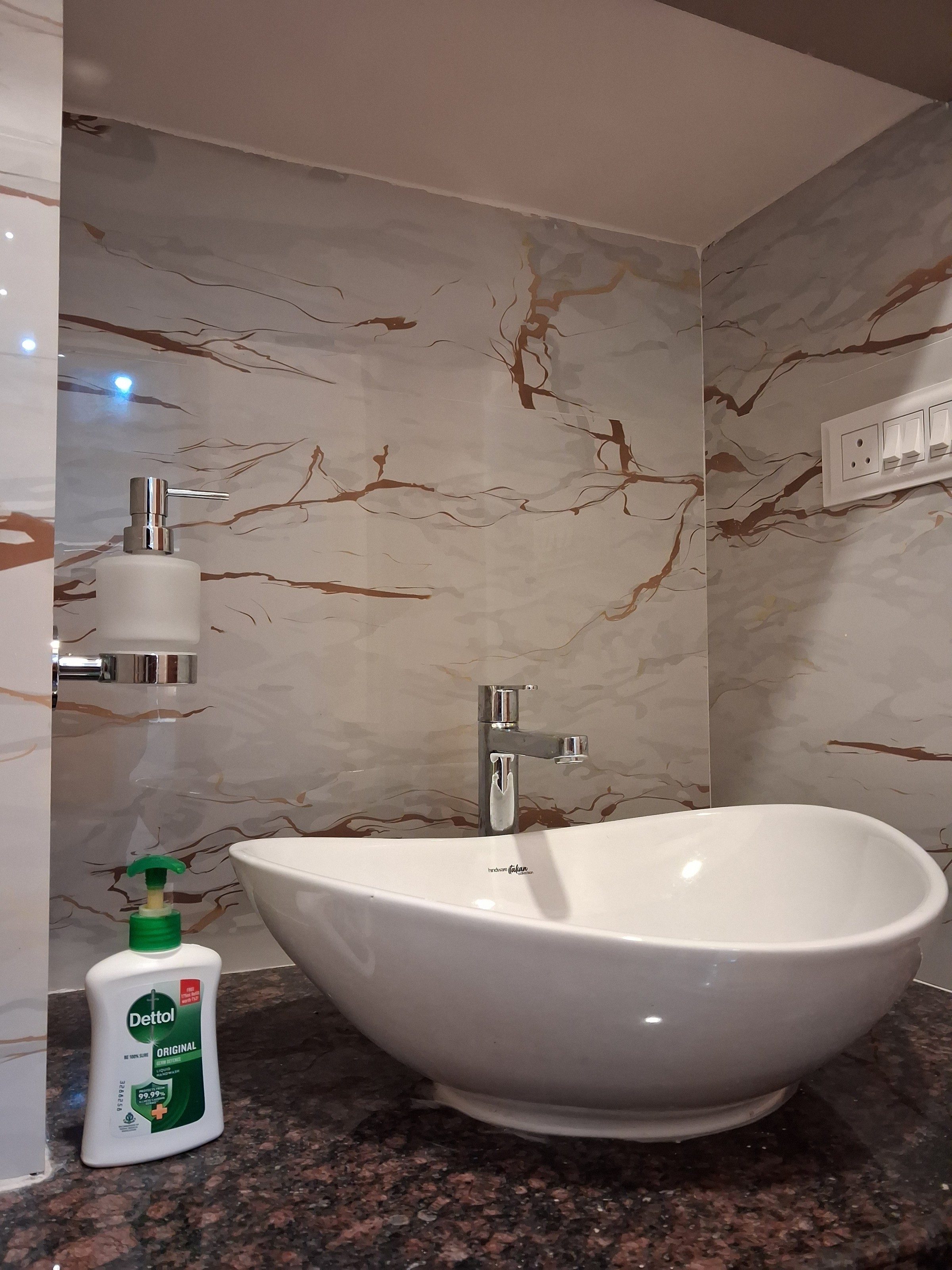 Bathroom vanity, the photograph as supplied.